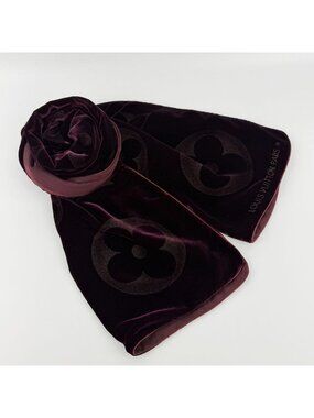 Louis Vuitton Echarpe Velvet Shawl Rayon Silk Gold Vintage Scarf